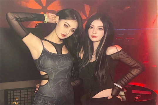 南京天音国际KTV美女模特招聘引路靠贵人走路靠自己