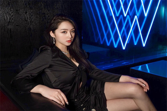 洛阳缤纷年代ktv招聘美女女模