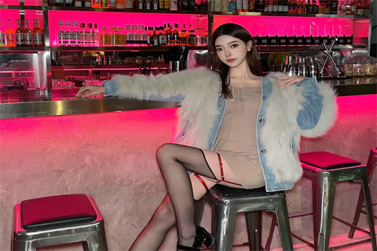 唐山金都ktv招聘美女模特高端场中的领头羊