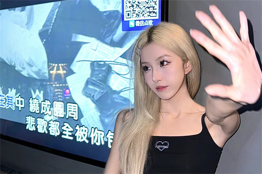 ktv漂亮女孩必备打扮技巧